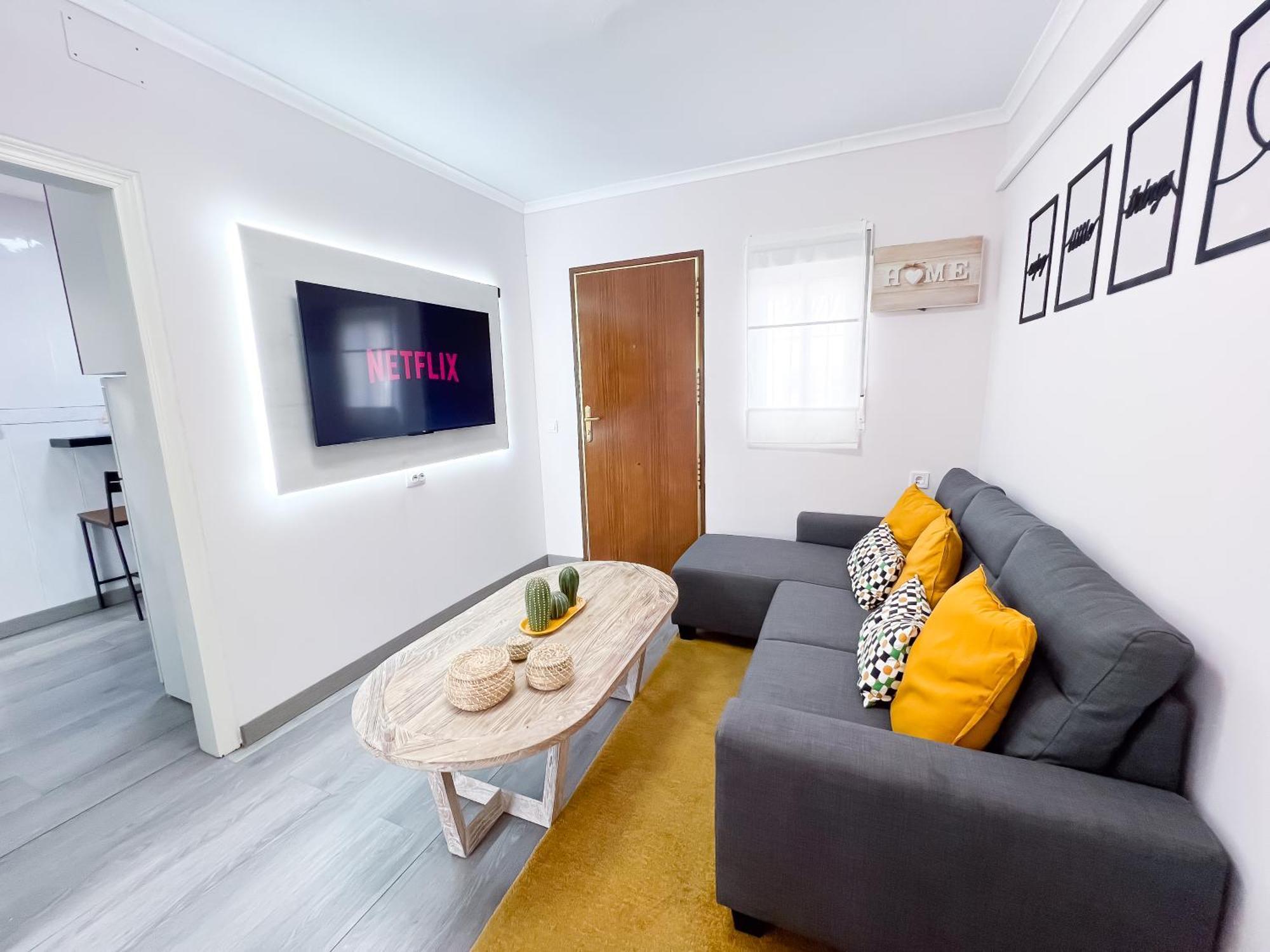 Apartment El Encanto Andaluz 200M From Fuengirola Beach Ngoại thất bức ảnh